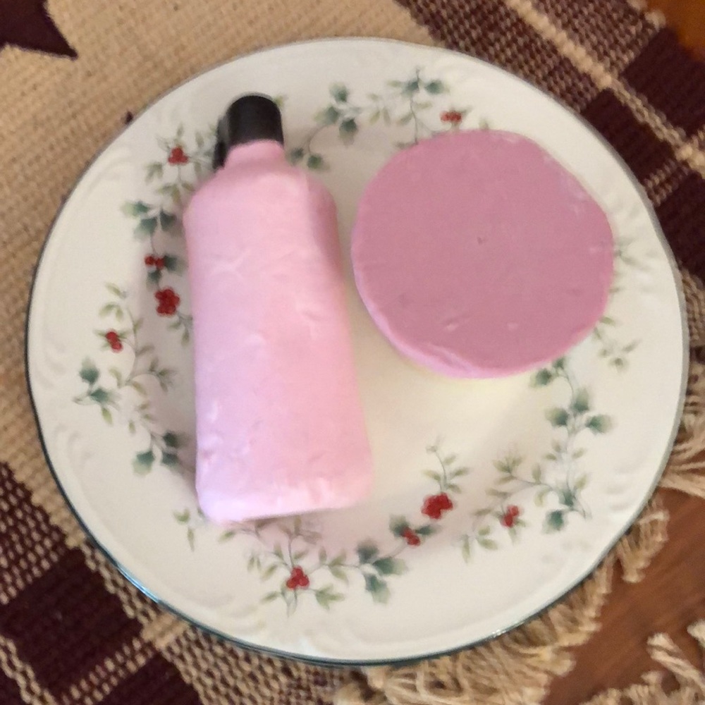 Lush American Cream Naked Shower Gel & Conditioner